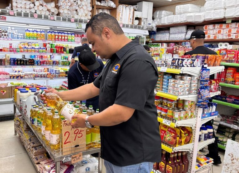 Acodeco decomisa más de 124 mil productos vencidos en operativos nacionales durante 2025
