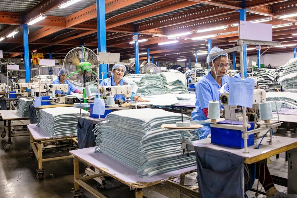 Calidad del empleo mundial se estanca pese a un crecimiento resiliente - Panamá y Centroamérica