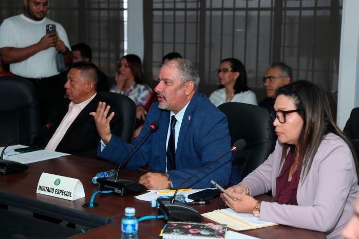 Asamblea bajo fuego por $4.2 millones sin explicación - Panamá y Centroamérica