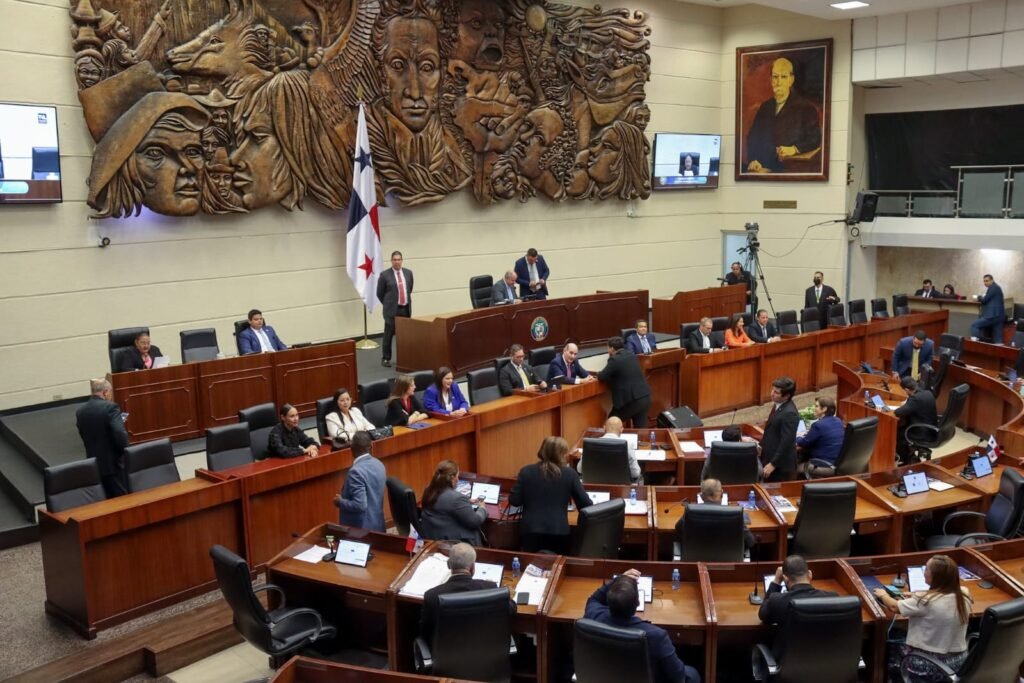 Aprueban reforma fiscal para multinacionales en medio de presión internacional - Panamá y Centroamérica