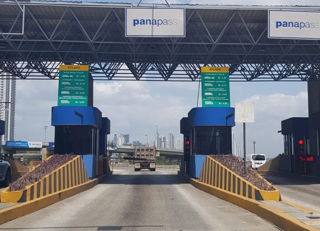 Millones de dólares en peajes impagos: conductores enfrentan multas y bloqueos de trámites - Panamá y Centroamérica