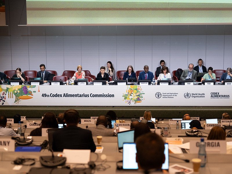 Delegados participan en una reunión internacional sobre normas alimentarias