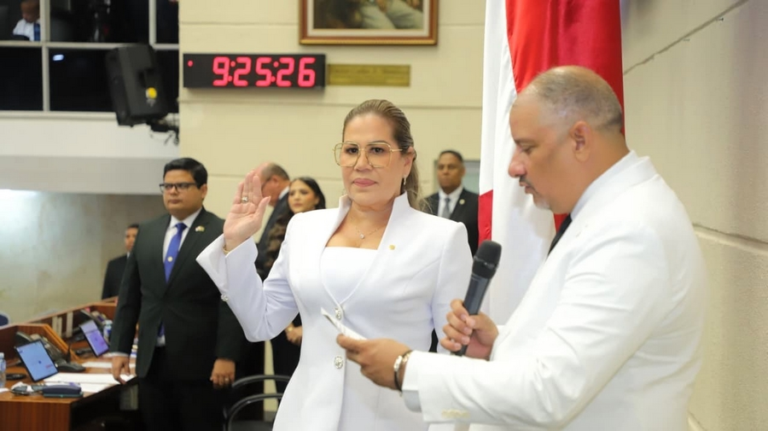 Shirley Castañedas es escogida como nueva presidenta de la Asamblea Nacional - Panamá y Centroamérica