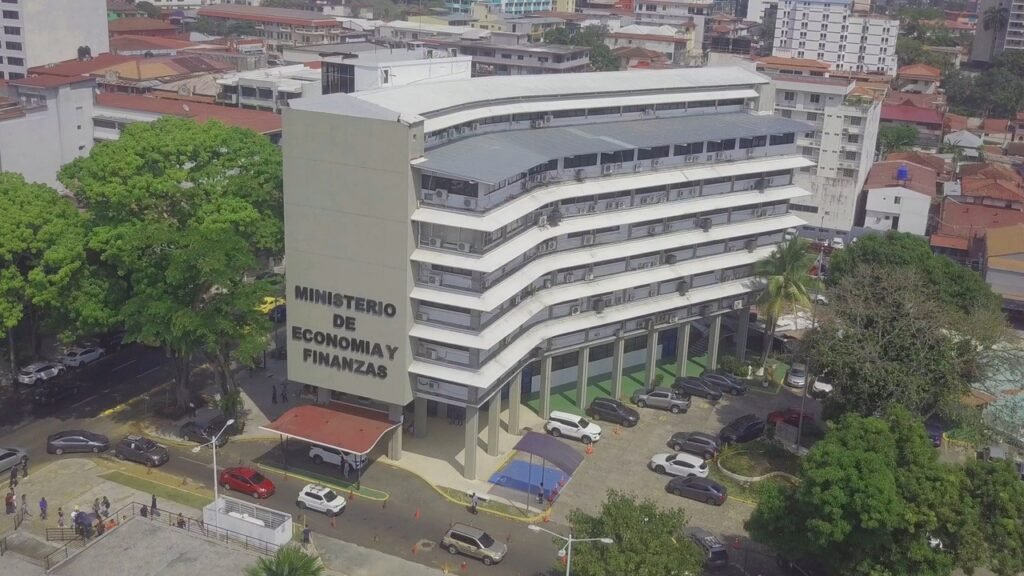 Edificio del Ministerio de Economía y Finanzas de Panamá.