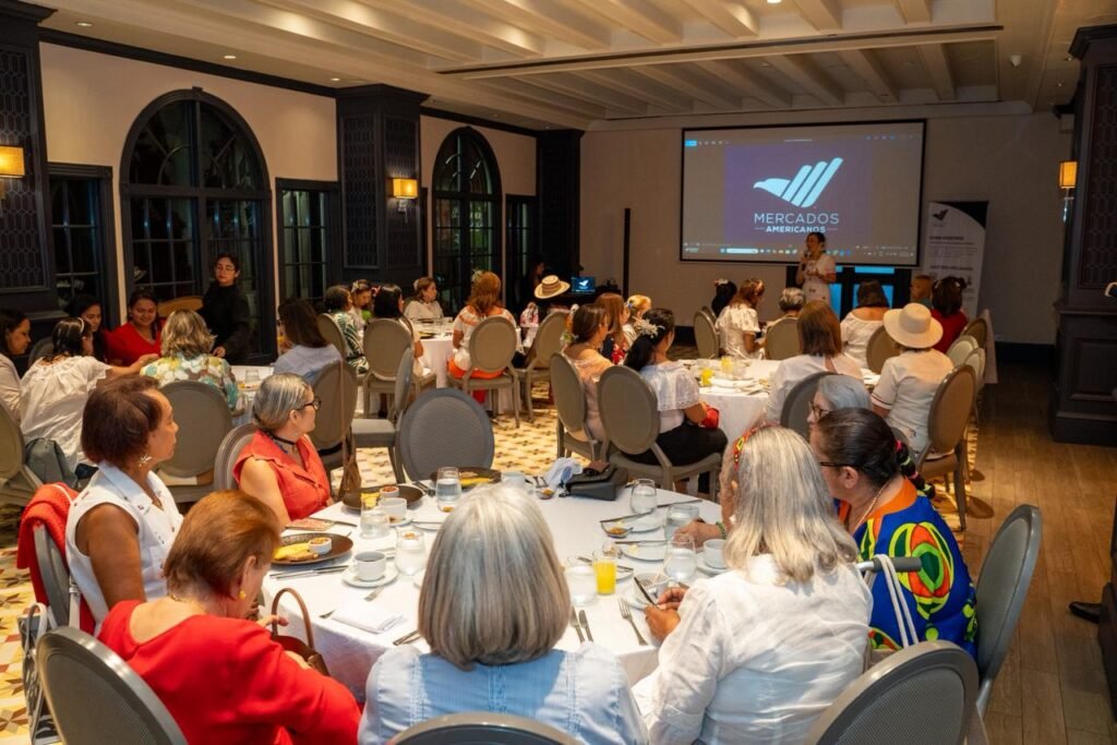 El nuevo paso de las mujeres que ya aprendieron a cuidar a los demás: cuidar su patrimonio - Panamá y Centroamérica