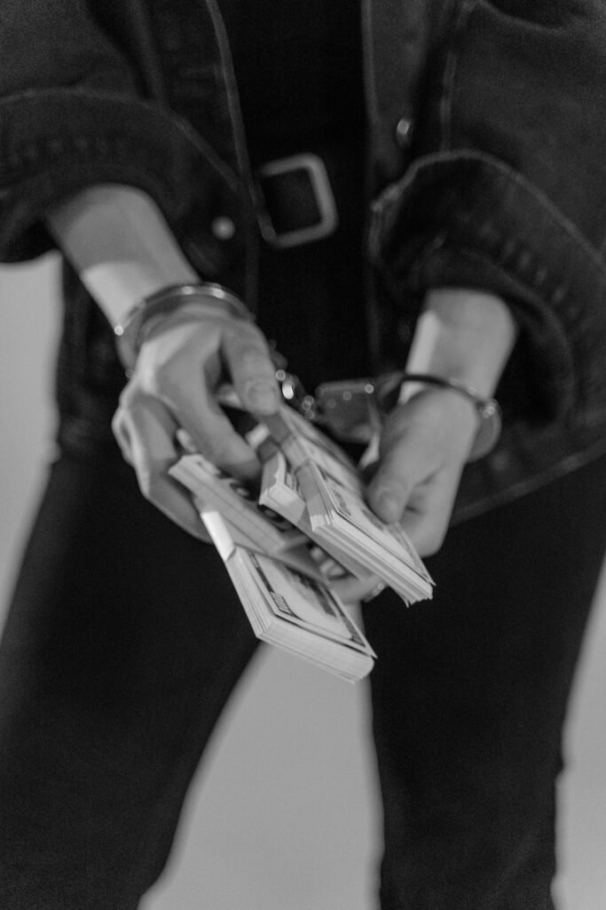 Acodeco impone $65,200 en multas por irregularidades en historiales de crédito - Panamá y Centroamérica