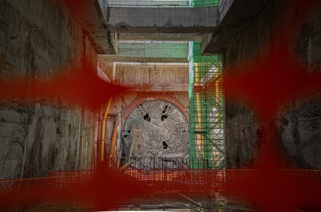 La Línea 3 del Metro supera un hito bajo el Canal y se prepara para las pruebas ferroviarias - Panamá y Centroamérica