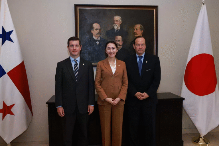 Panamá y Japón refuerzan lazos para impulsar el desarrollo sostenible y la inversión