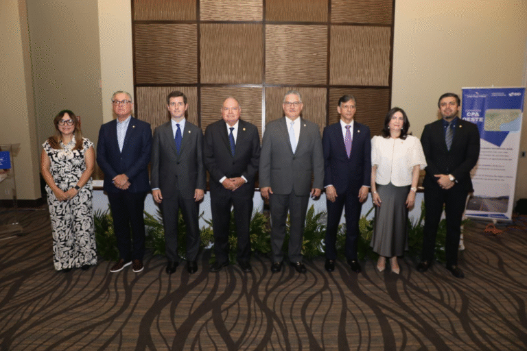 El MOP recibe propuestas rehabilitación de la Panamericana Oeste, proyecto valorado en $359.4 millones
