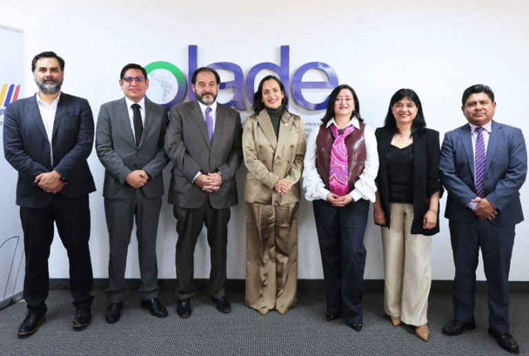 OLADE y Chile impulsan el diálogo regional sobre transición energética en América Latina