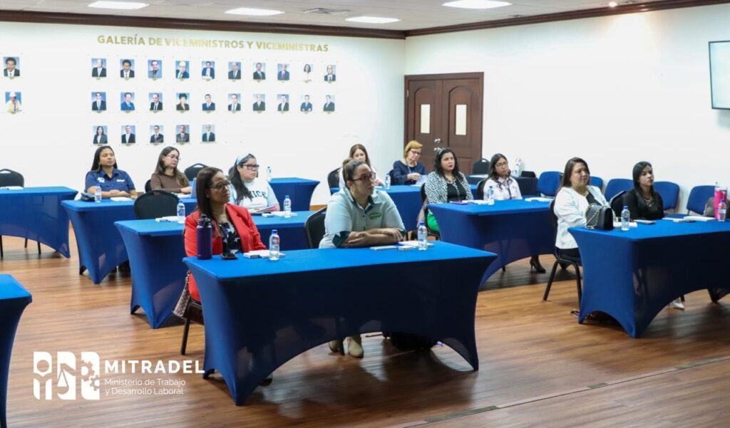 Empresas panameñas avanzan hacia la inclusión laboral con Aula Talento Sin Barrera - Panamá y Centroamérica