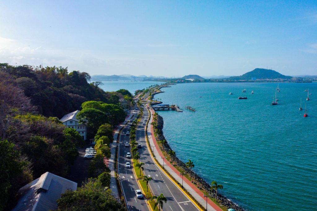 Unidad Administrativa de Bienes Revertidos reitera que venta informal de alimentos está prohibida en Amador - Panamá y Centroamérica