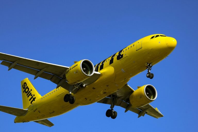 Spirit Airlines se apaga: cancela todos sus vuelos y entra en liquidación - Panamá y Centroamérica