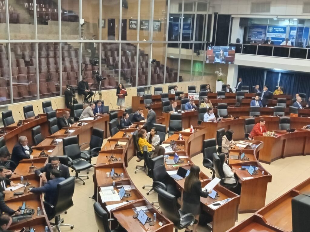 Asamblea acelera su agenda: 49 anteproyectos buscan redefinir las reglas del juego en Panamá - Panamá y Centroamérica