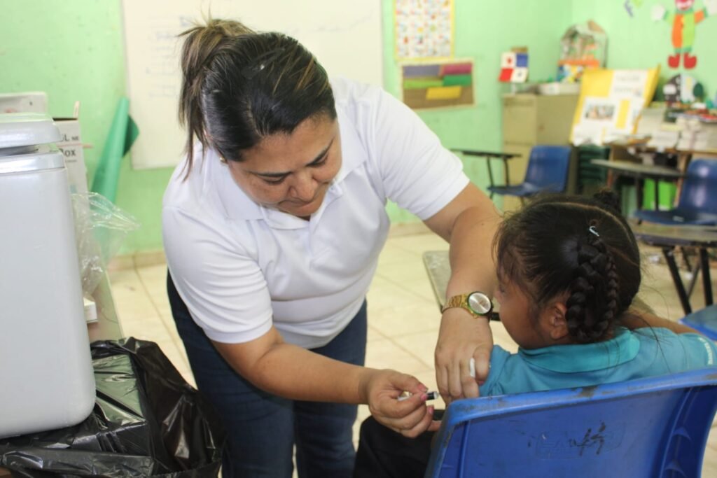 El norovirus se propaga con rapidez: más de 4.000 casos encienden las alarmas sanitarias - Panamá y Centroamérica